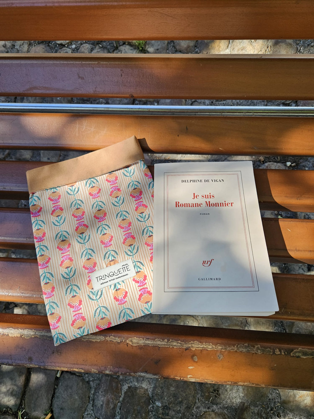 SMALL FORMAT book or e-reader pouch