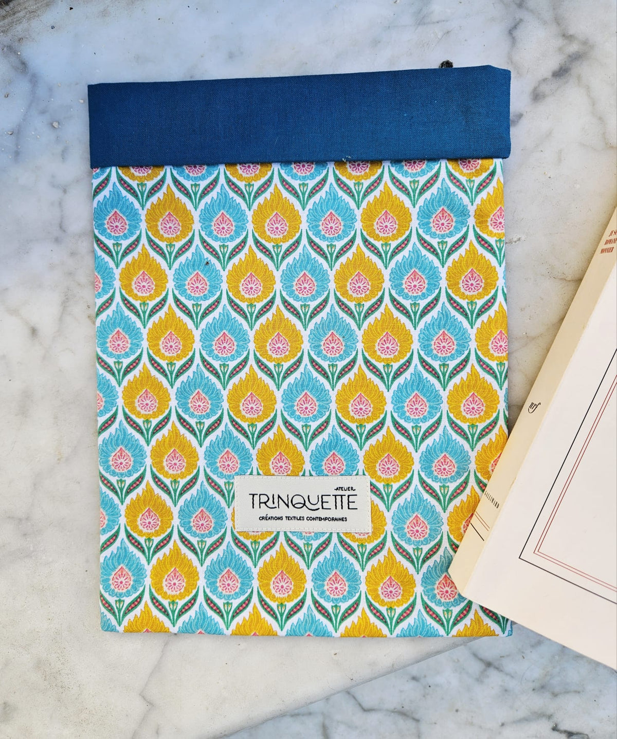 SMALL FORMAT book or e-reader pouch