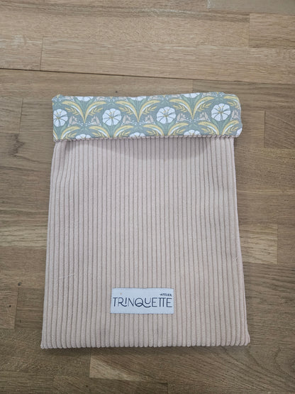 LARGE FORMAT book pouch